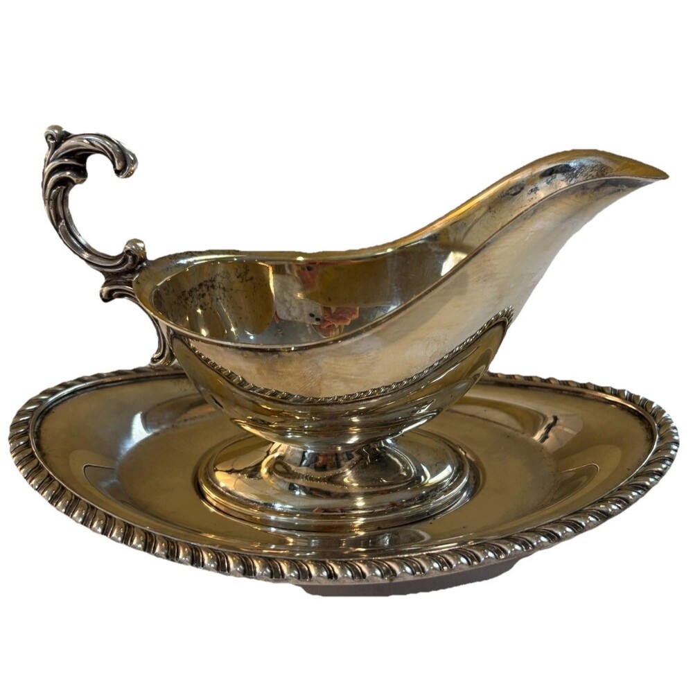 English Silver Mfg Corp Silverplate USA 211 Gravy Boat 8x4x5" Underplate 9x5.5โ